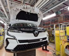 Renault : vers un pôle voiture électrique de 10 000 employés dès 2023