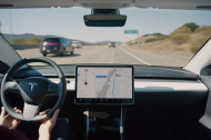 Tesla Autopilot : premier procès d’un conducteur en Californie après un accident fatal