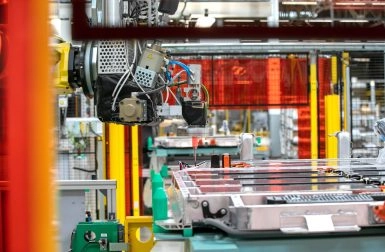 Renault : l’usine française de Ruitz commence sa transition vers l’électrique
