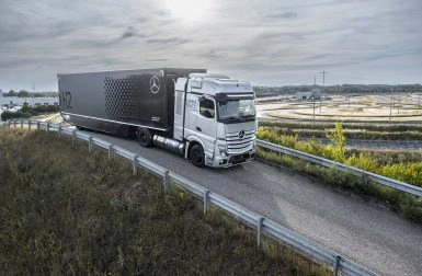 Daimler Trucks continue ses essais de camions à hydrogène liquide