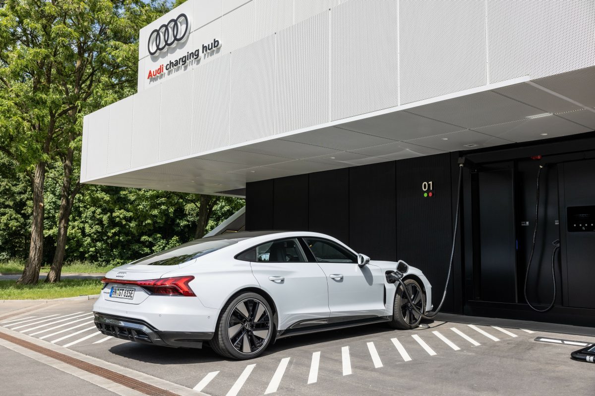 Audi RS e-tron GT en charge rapide