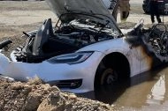 Une Tesla Model S prend feu dans une casse automobile trois semaines après y avoir été déposée