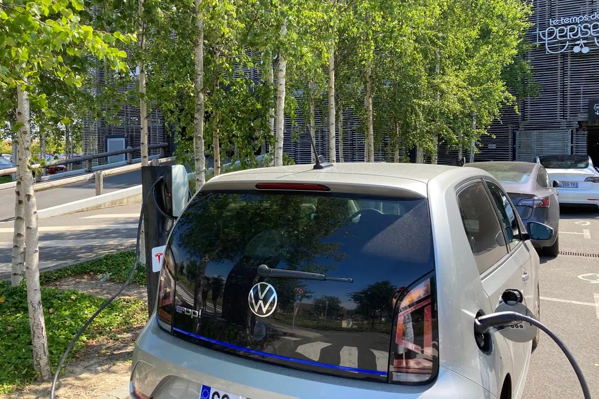 Volkswagen e-Up!  and recharge