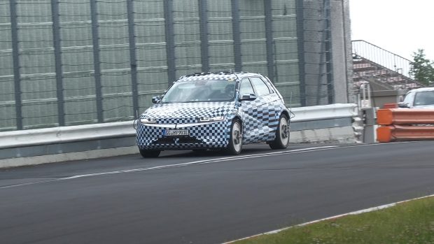 Hyundai Ioniq 5 N : la sportive électrique continue son développement sur le Nürburgring